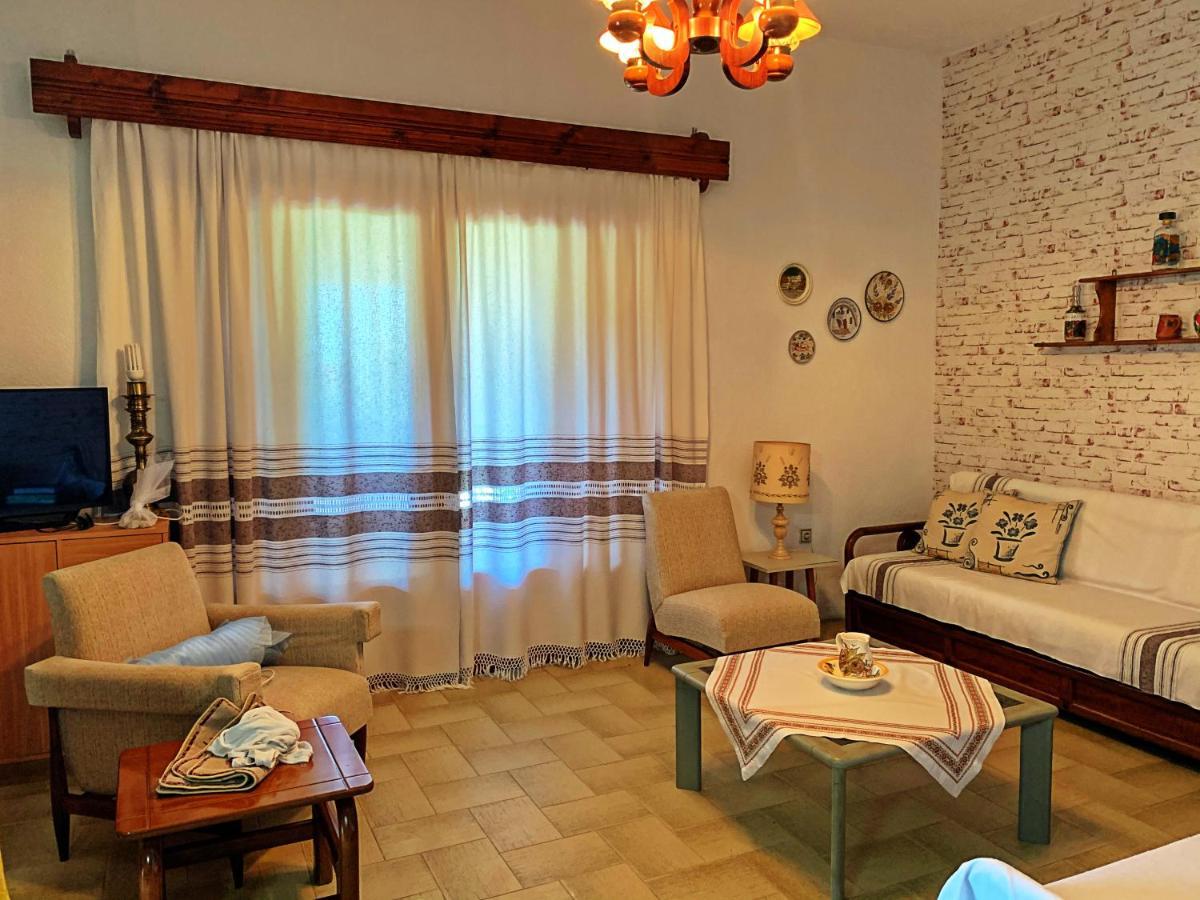Вилла Ivonnis Garden Mesimvria  Экстерьер фото