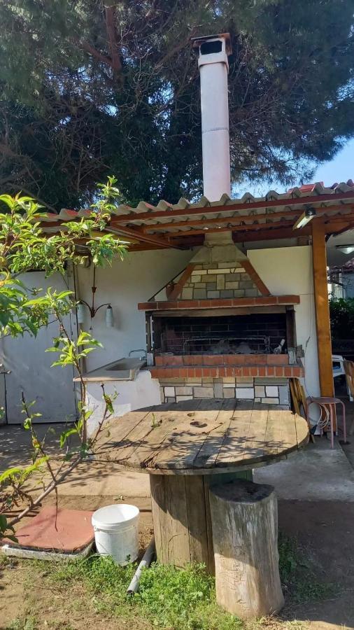 Вилла Ivonnis Garden Mesimvria  Экстерьер фото